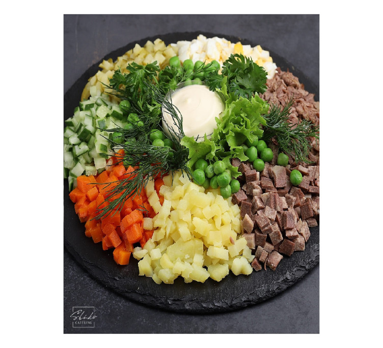 Салат «Оливье» с говядиной и языком 