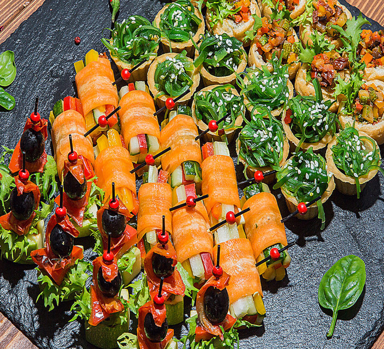 Поднос №02. «Veggy Ассорти №2» (40 шт., 4 вида)