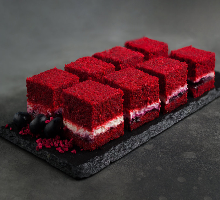 Пирожное «Красный бархат» 