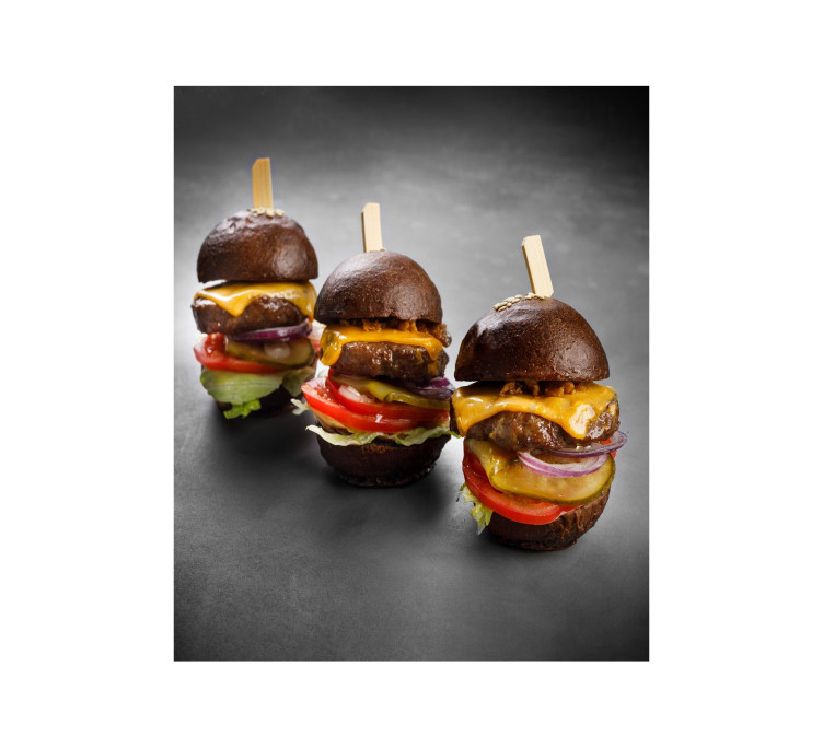 Мини-бургер с говяжьей котлетой 