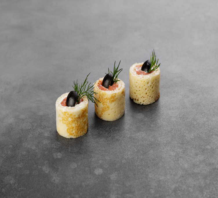 Блинчики «Силистин» со слабосоленой семгой 