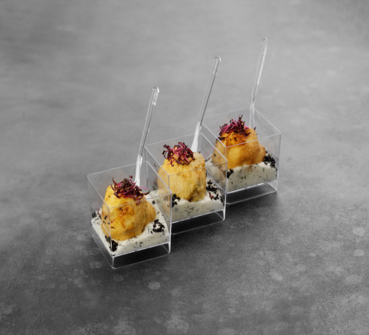 Судак в хрустящей панировке с соусом Тартар