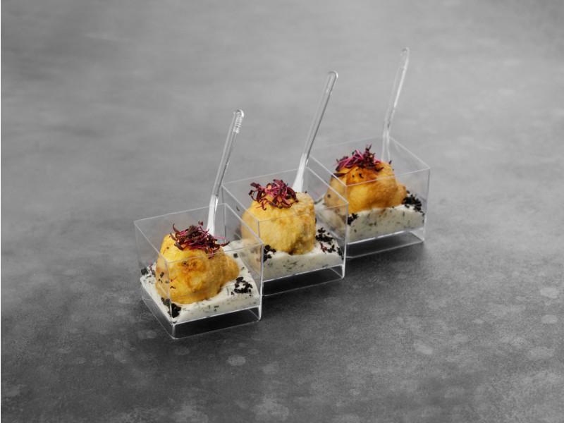 Судак в хрустящей панировке с соусом Тартар