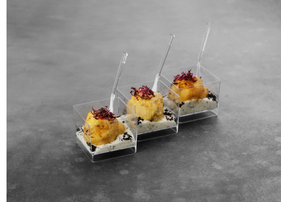 Судак в хрустящей панировке с соусом Тартар Судак в хрустящей панировке с соусом Тартар