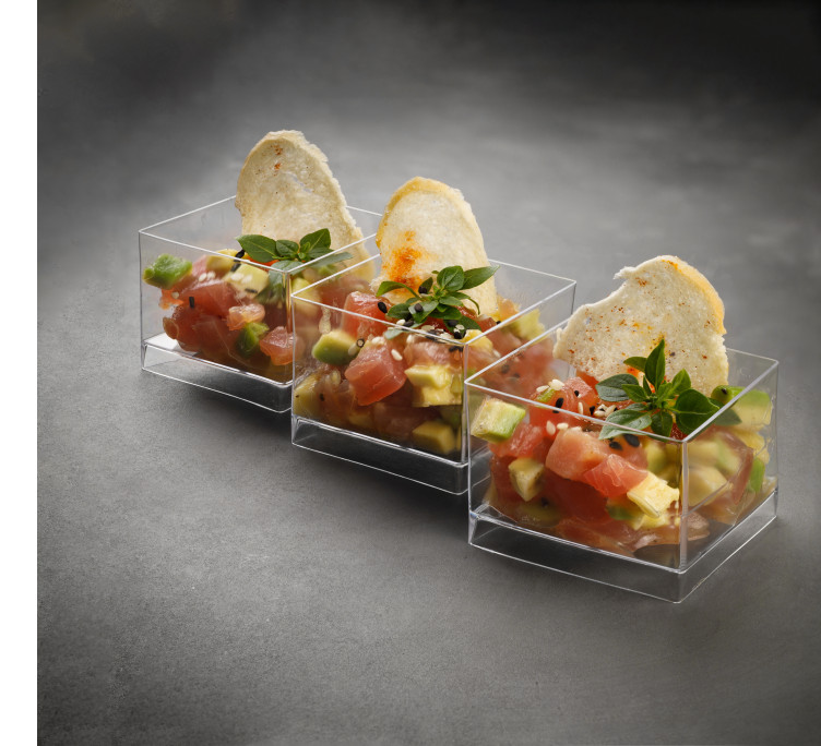 Тар-тар из тунца с авокадо 