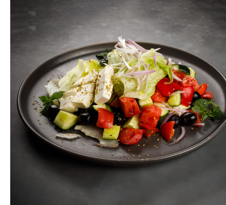 Салат «Греческий» с оливковым маслом