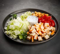 Салат из копченой курицы с маковым соусом